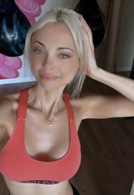 Katja Glieson sex star pics