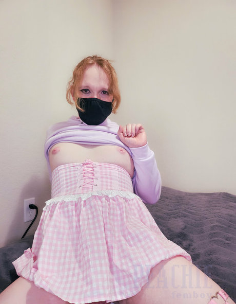 peachiefemboy hot actress img