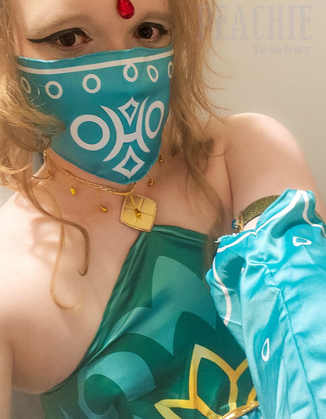 peachiefemboy best pornstar gallery