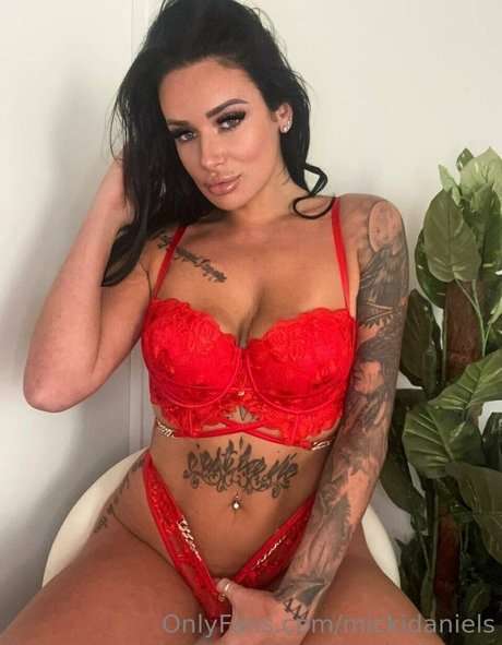 mickidaniels nice actress images