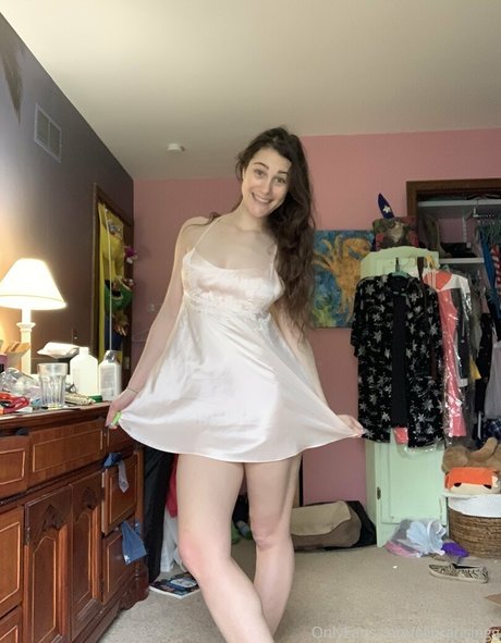 averyafterhours model naked image