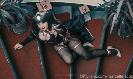 marcellinecos hot model photo