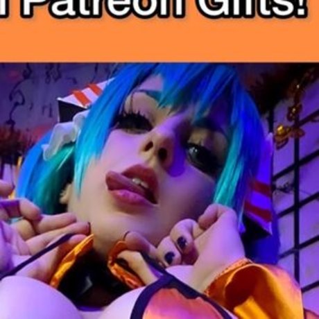 marcellinecos naked actress pic