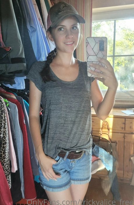 trickyalice free hot actress img