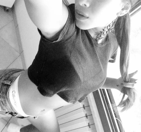 Miss Caffeine star top photo