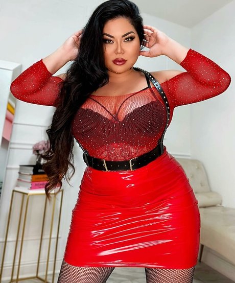 Mizuki Brown pornographic star archive