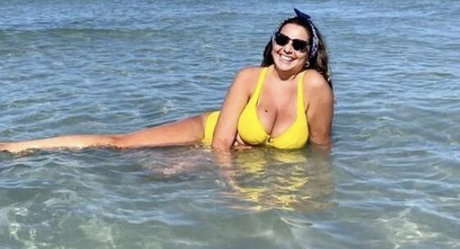 Teresa V naked actress pic