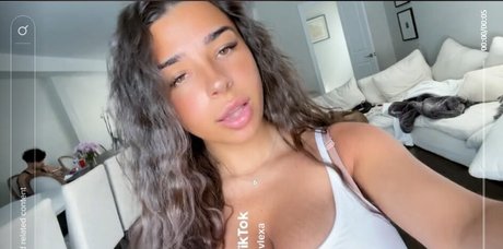 Alexa F model porn images