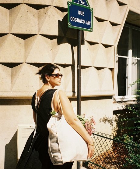 La Tecia Thomas model naked photos