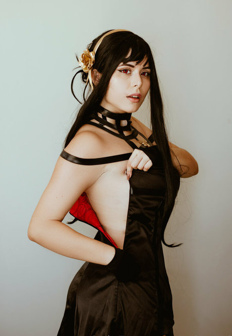 raimerri erotic actress photos