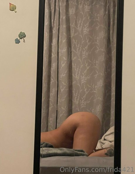 frida421 exclusive pornstar photo