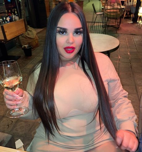 Curvyexoticaa Profile pic