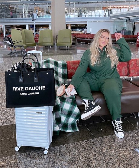 Taya Christian actress photos