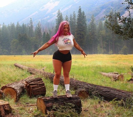 Taya Christian nice model picture