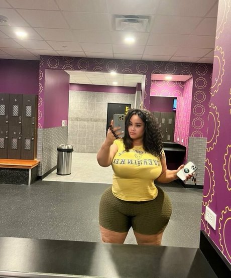 goddess07 naked pornstar pic