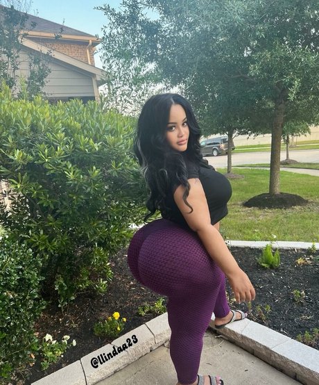 goddess07 model nice pics