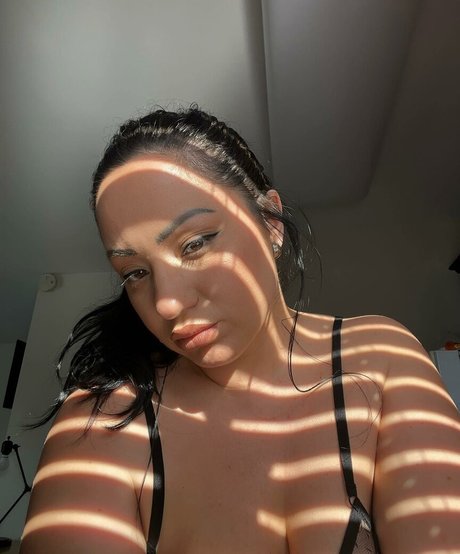 Anjadee model nice pics