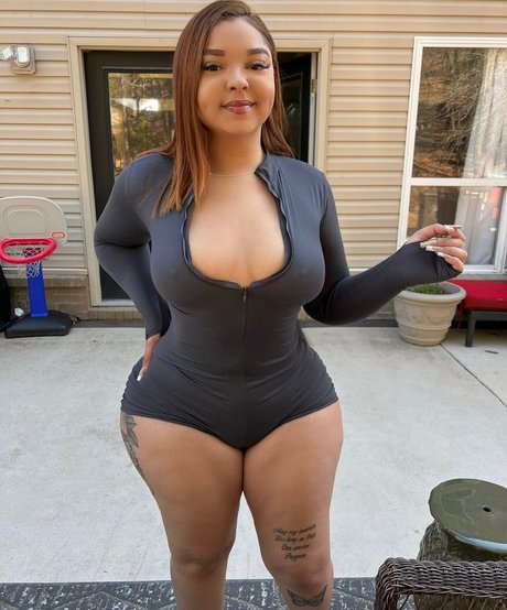 amberdyme star erotic images