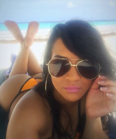 Toni Salina Chee Young pornstar erotic photos