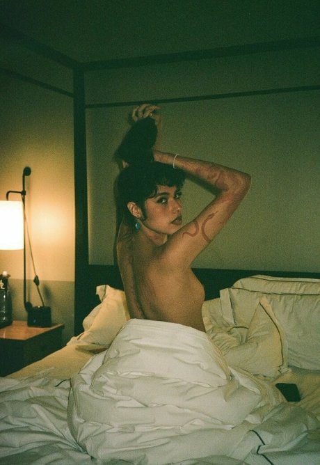 valeriamars sex model image