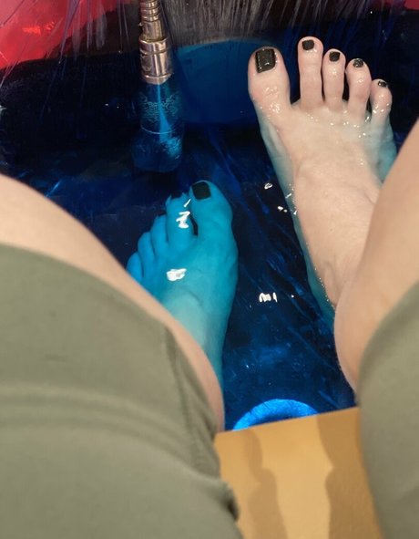 menarepotatoes model high quality pic