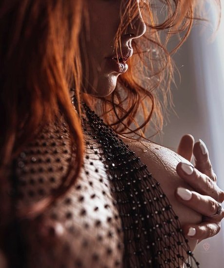 Carla Vyxx erotic star img