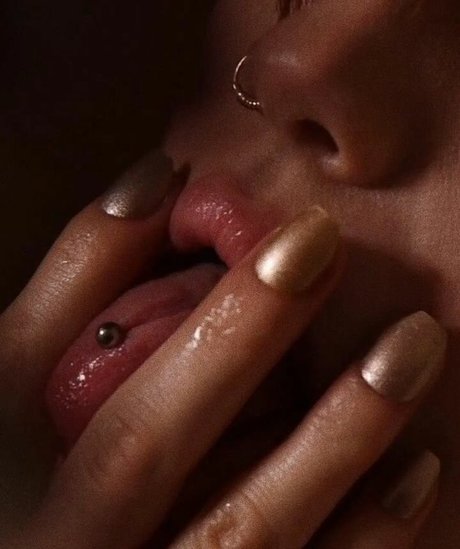 Carla Vyxx star nude img