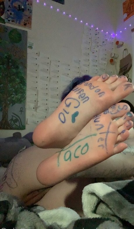 teasinglytrashed naked pornstar image