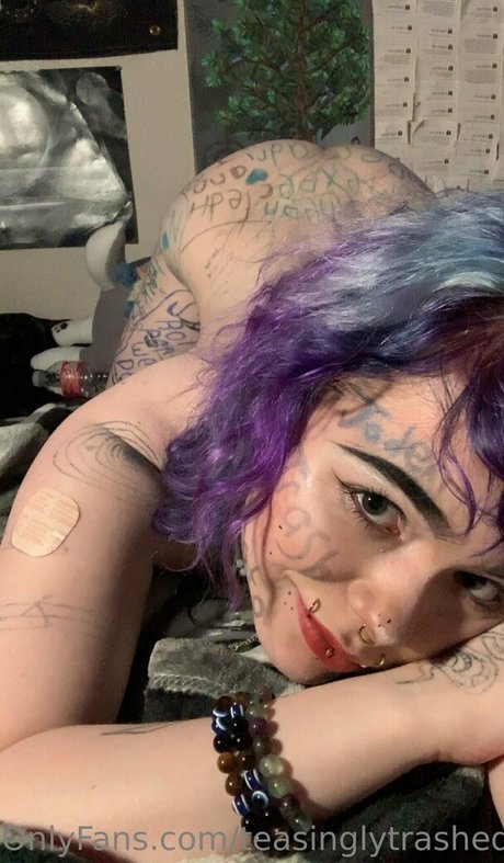 teasinglytrashed star pic