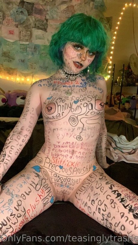 teasinglytrashed star sexy galleries