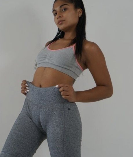 zararev free model image