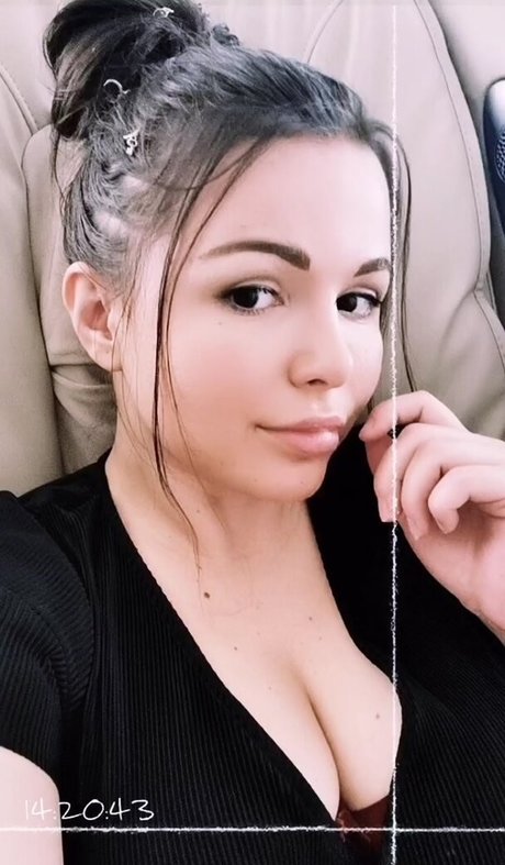 DonaSpock nude star pics