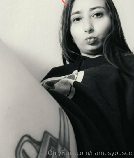 namesyousee hot star photo