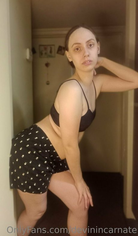 devinincarnate star naked img