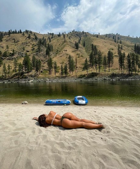 Arielsaleh16 free star photos