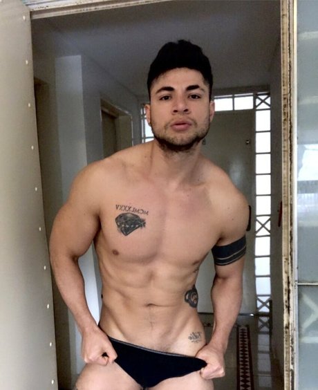 liamgaltyfree sexy pornstar pics