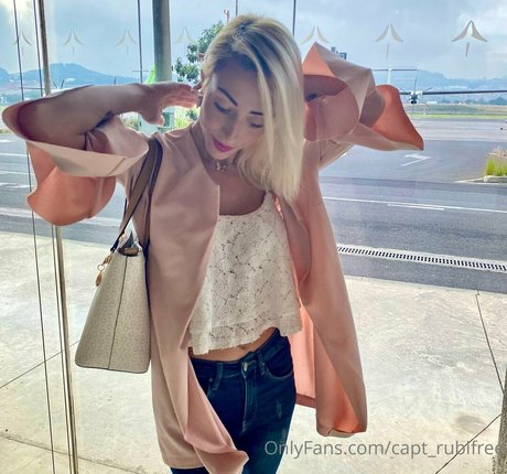 capt rubifree star erotic photos