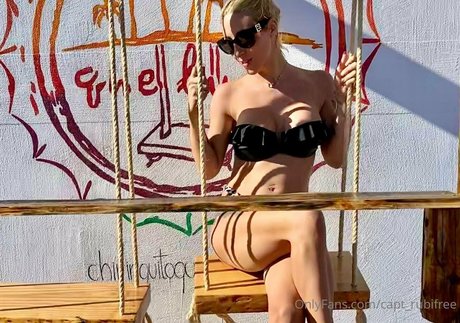 capt rubifree xxx model gallery