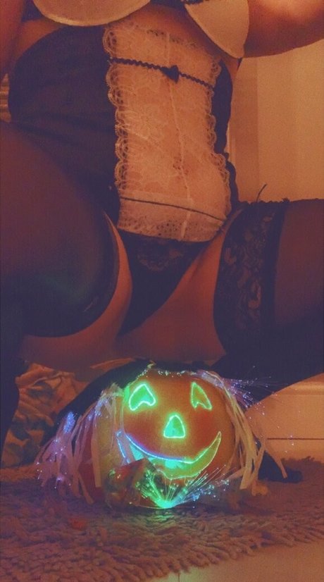 xbee93 model beautiful picture