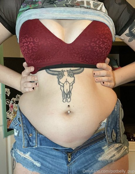 bigbellybenni model porn pictures