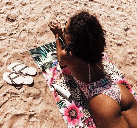 Barbara Reis pretty actress image