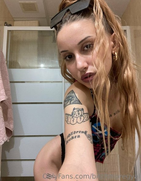 metrikagyal pornographic actress img