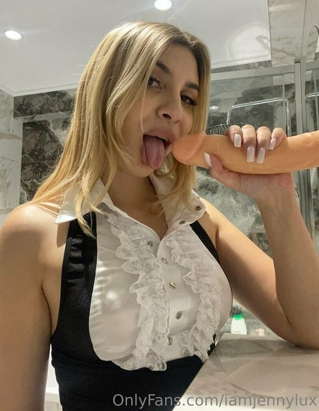 iamjennylux model xxx pictures