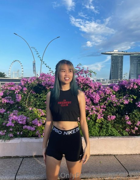 qt jackie model pretty picture