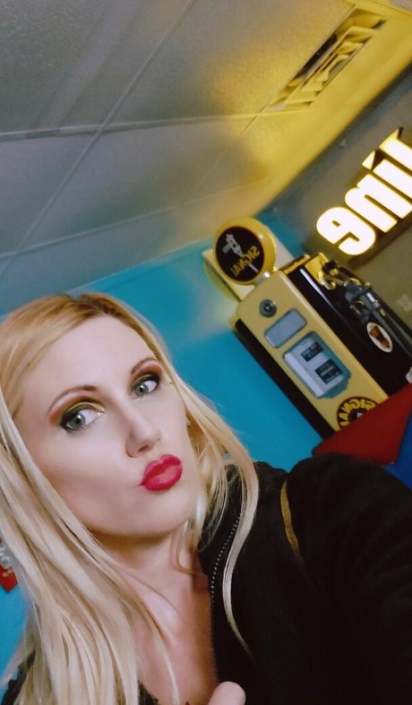 azpowergirl hd model archive