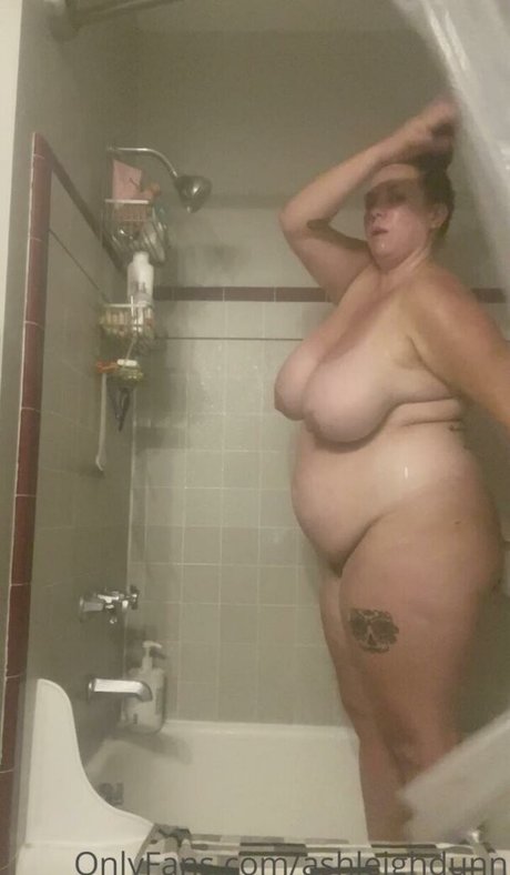 ashleighdunn model sexy pictures