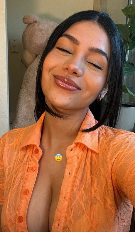 Barbara Ramirez model pretty photo