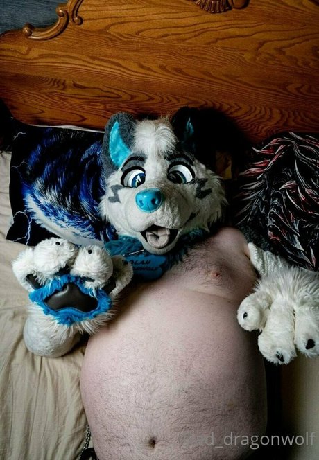 ad dragonwolf nudes model picture