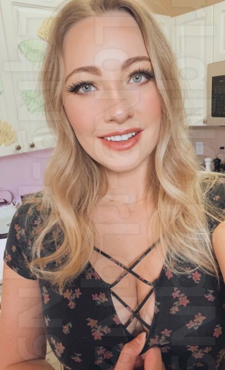 Cannibalqueen pornstar nude picture