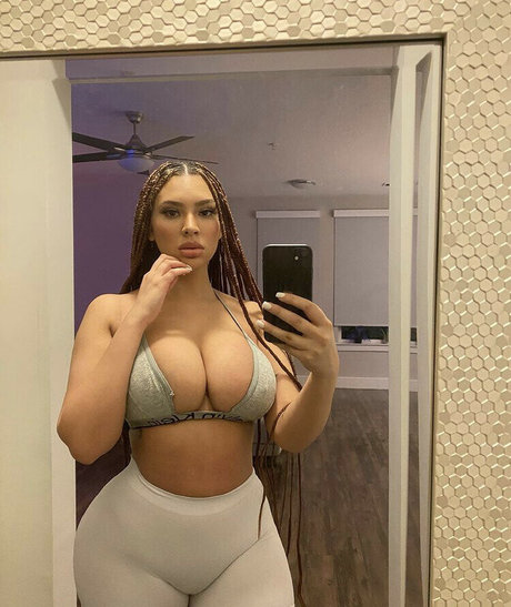 Annamarie Sarai star free galleries